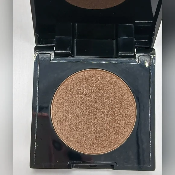 5 For $25 Item🌸 K. Voss Fairy Dust Pressed Highlighter Shade STARKISSED - Picture 3 of 3